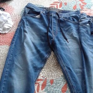 2 for $20 American Eagle Outfitters mens joggers